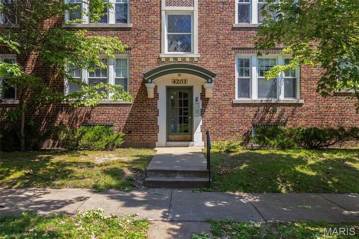 Property Photo:  4203 Shenandoah Avenue C  MO 63110 