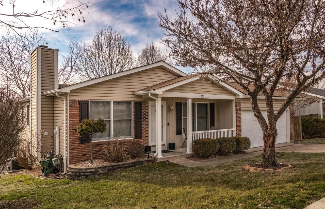 Property Photo: 2807 Rose Acres Lane MO 63043