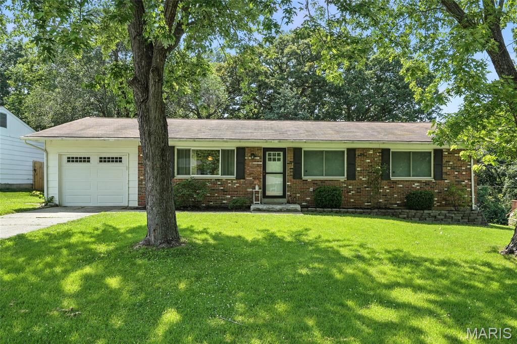 Property Photo:  428 Sunset Lane  MO 63366 