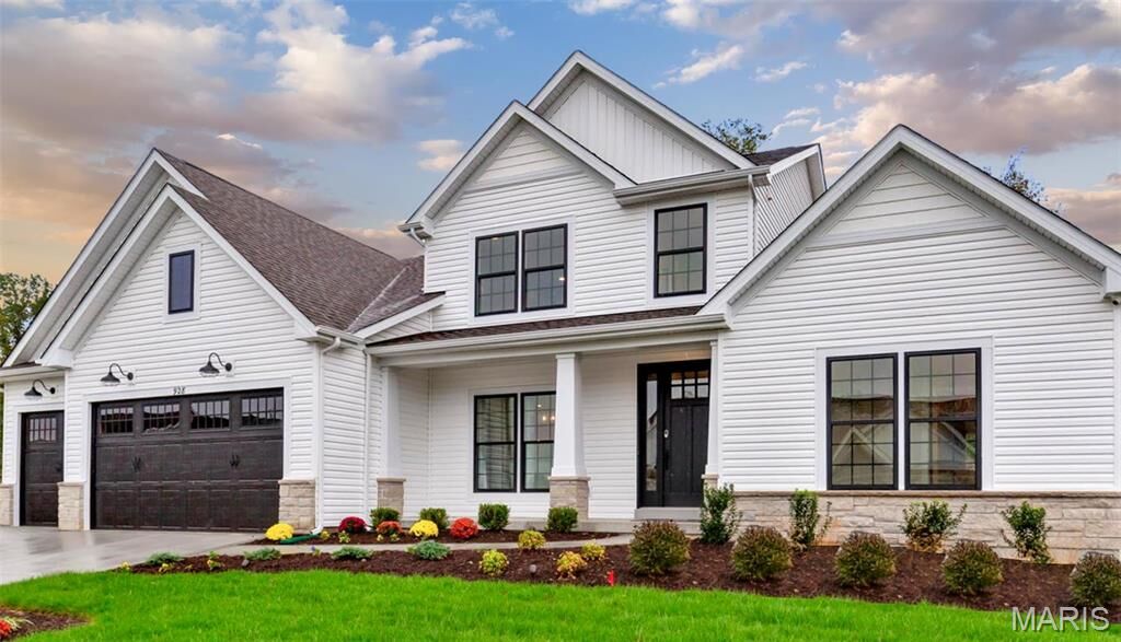 Property Photo: 1 Bridgeport Chateau De Fond Du Lac MO 63367