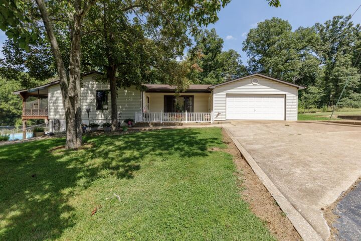 5301 Engledow Road  De Soto MO 63020 photo