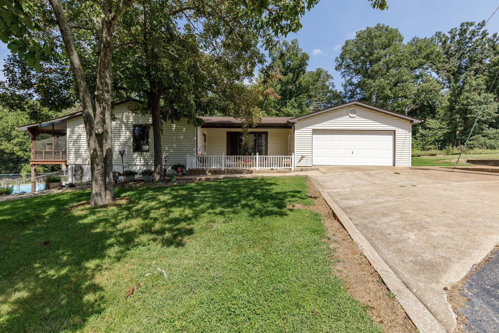 Property Photo: 5301 Engledow Road MO 63020