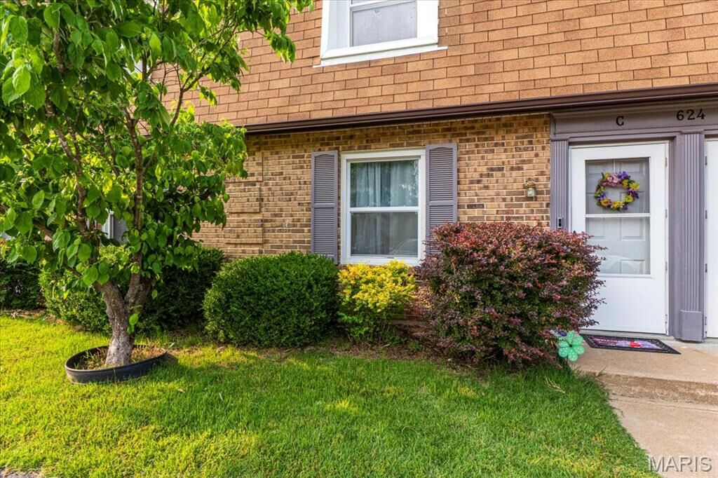 Property Photo: 624 Westwood Drive C MO 63028