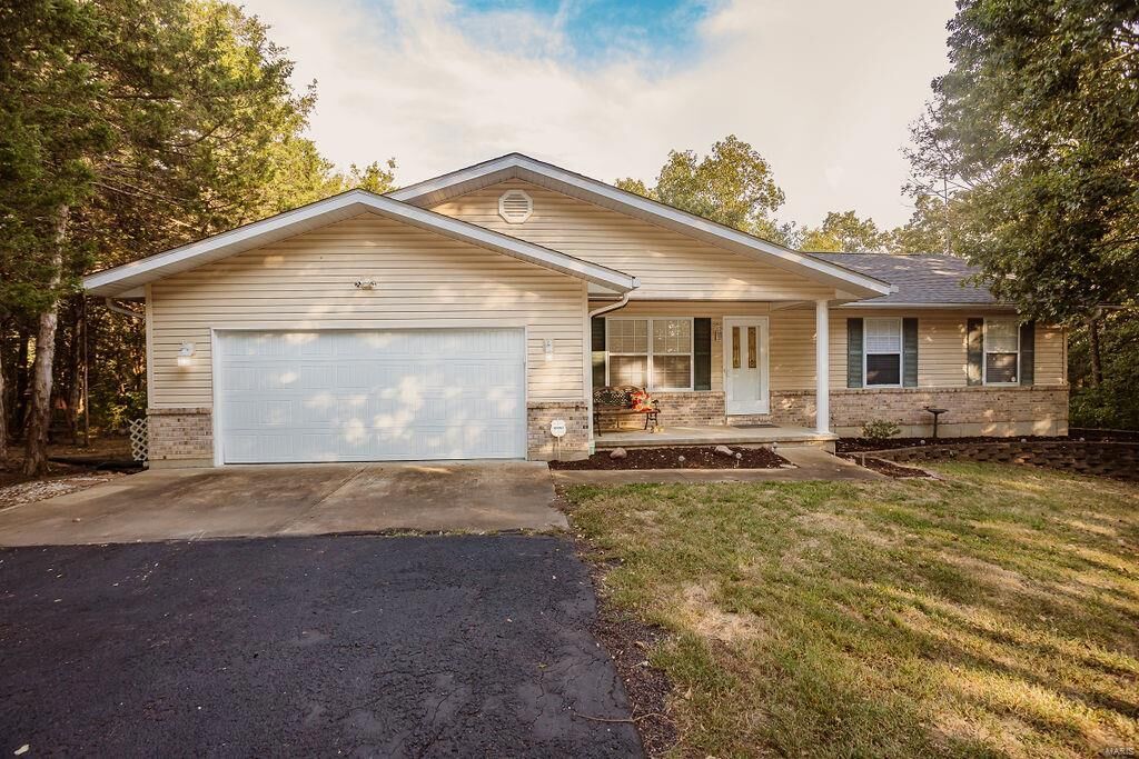Property Photo: 6540 Hillsboro House Springs Road MO 63051