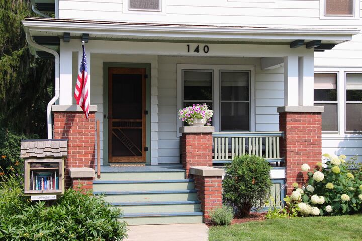 Property Photo:  140 S Kane St  WI 53105 