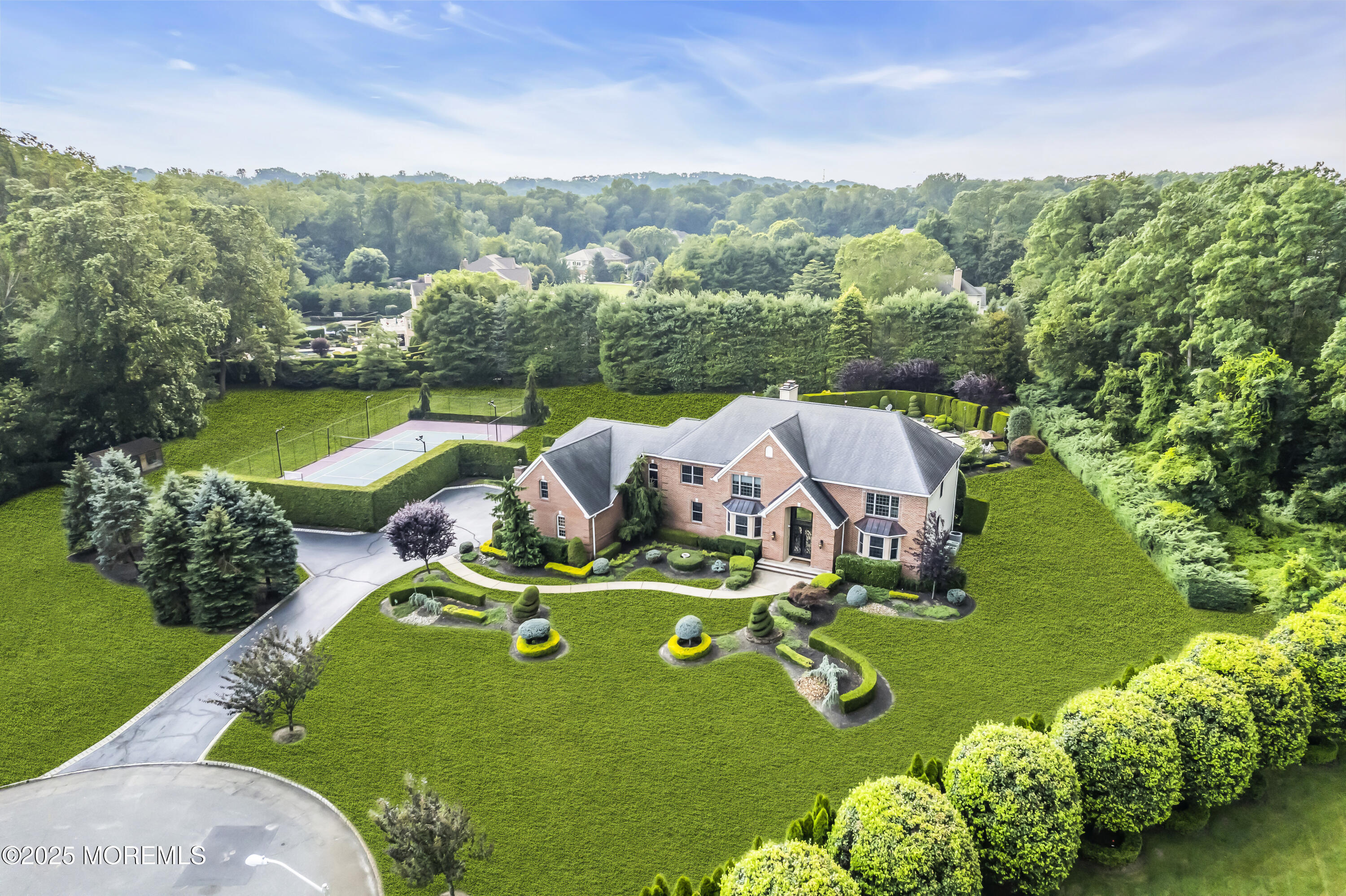 Property Photo:  9 Boxwood Terrace  NJ 07733 