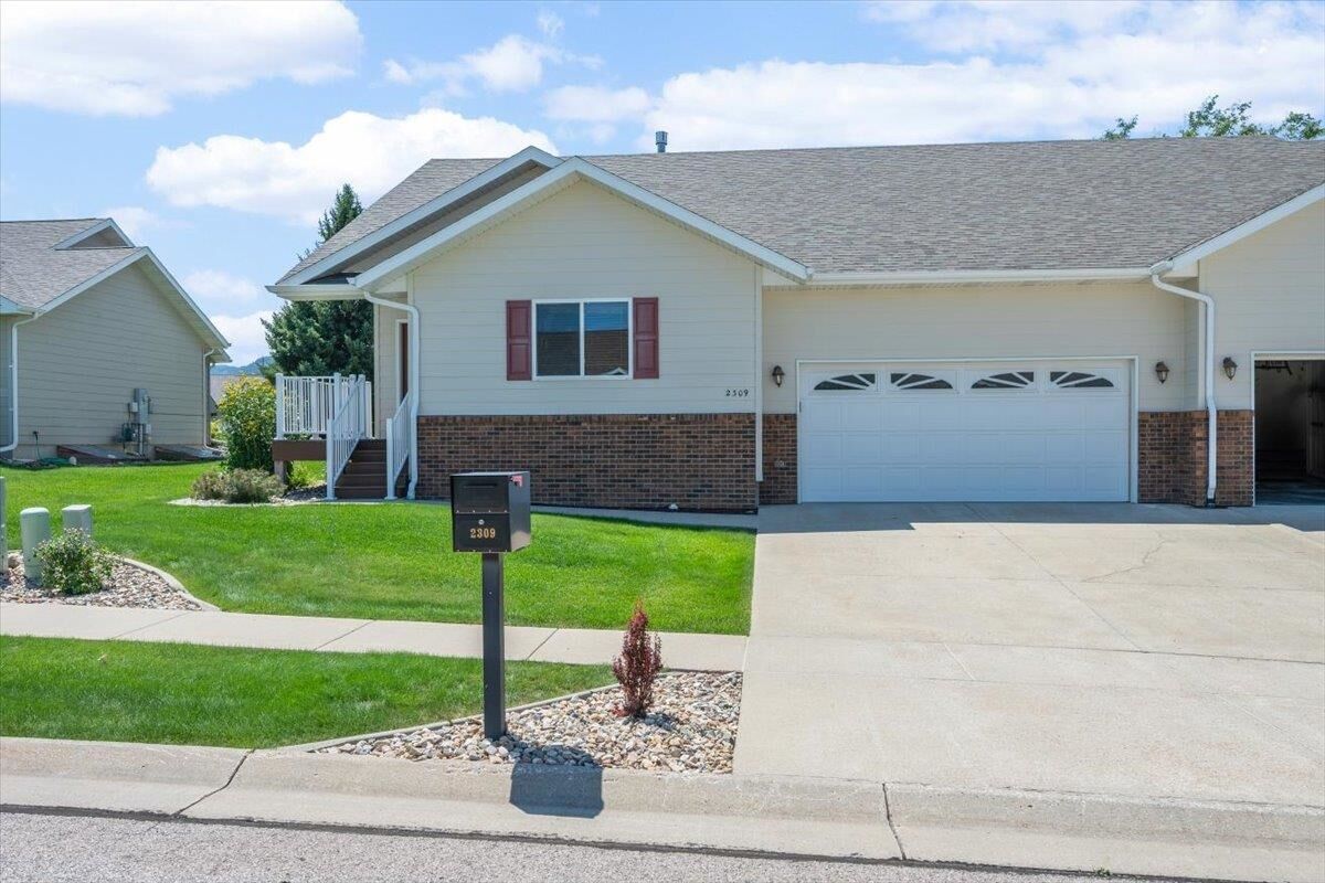 Property Photo: 2309 5th Avenue SD 57783