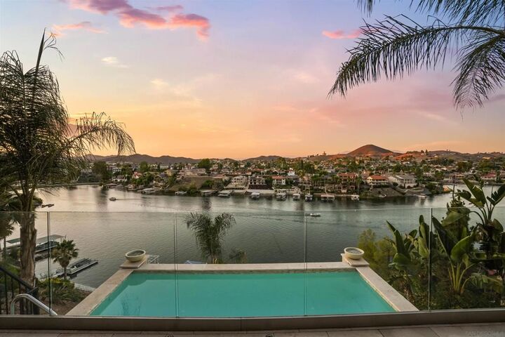 Property Photo:  22590 Canyon Lake Drive South  CA 92587 