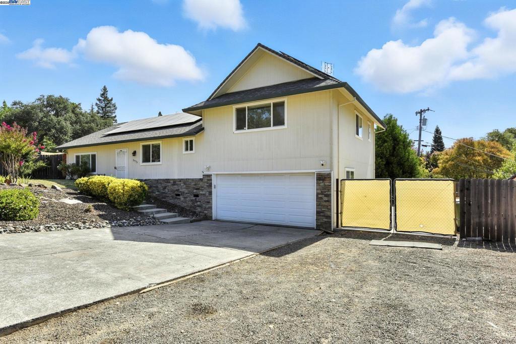 Property Photo:  3775 Archwood Rd  CA 95682 