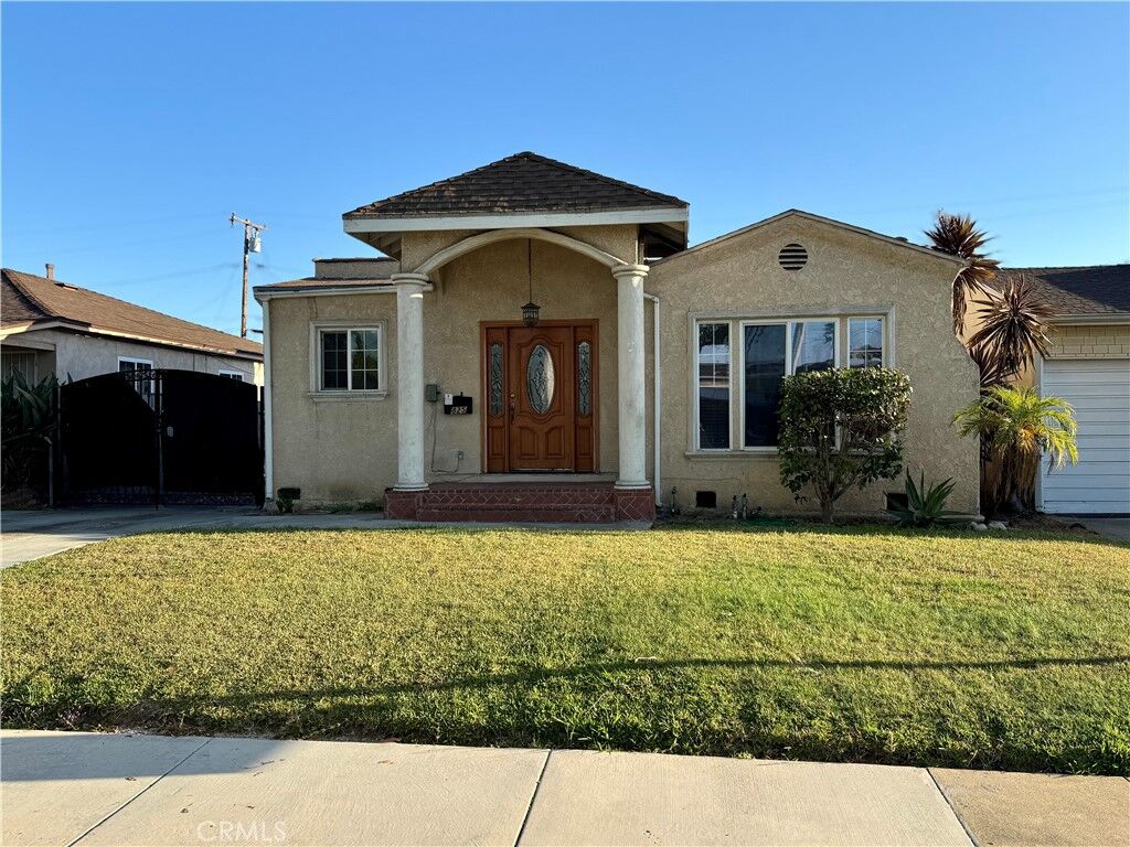 Property Photo: 825 San Marino Avenue CA 90640