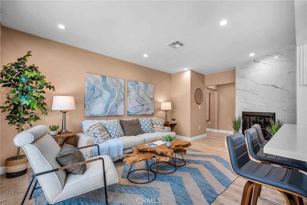 Property Photo: 16422 Van Ness Avenue CA 90504