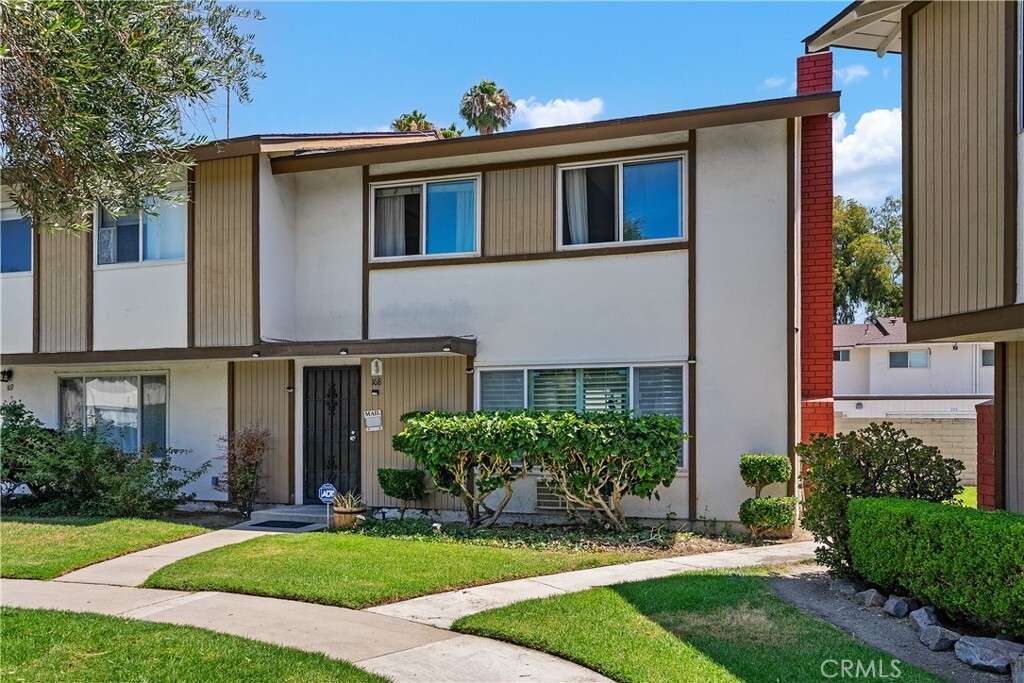 Property Photo: 1722 Mitchell Avenue 168 CA 92780