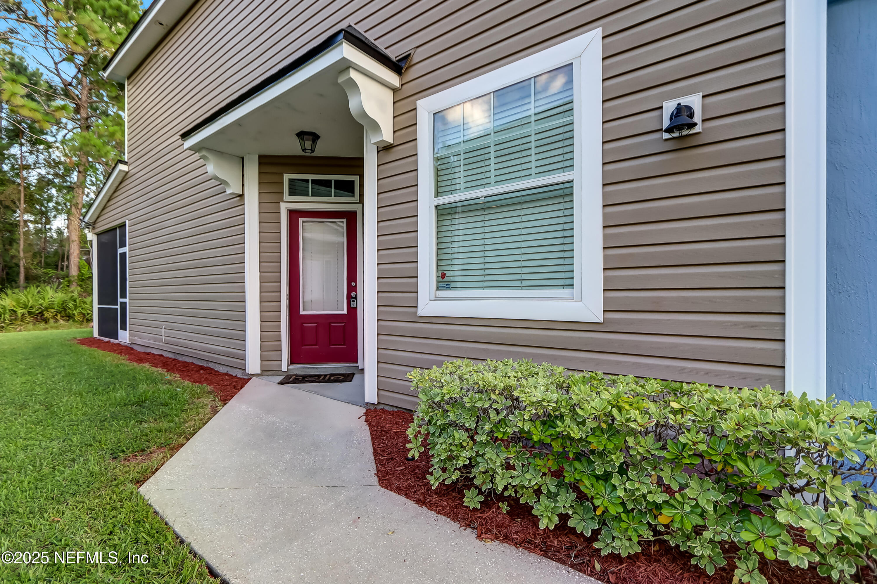 Property Photo: 8631 Victoria Falls Drive FL 32244