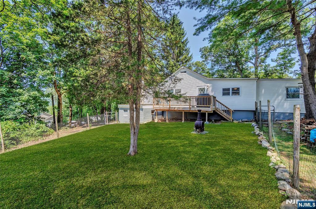 Property Photo:  583 Shore Road  NJ 07421 