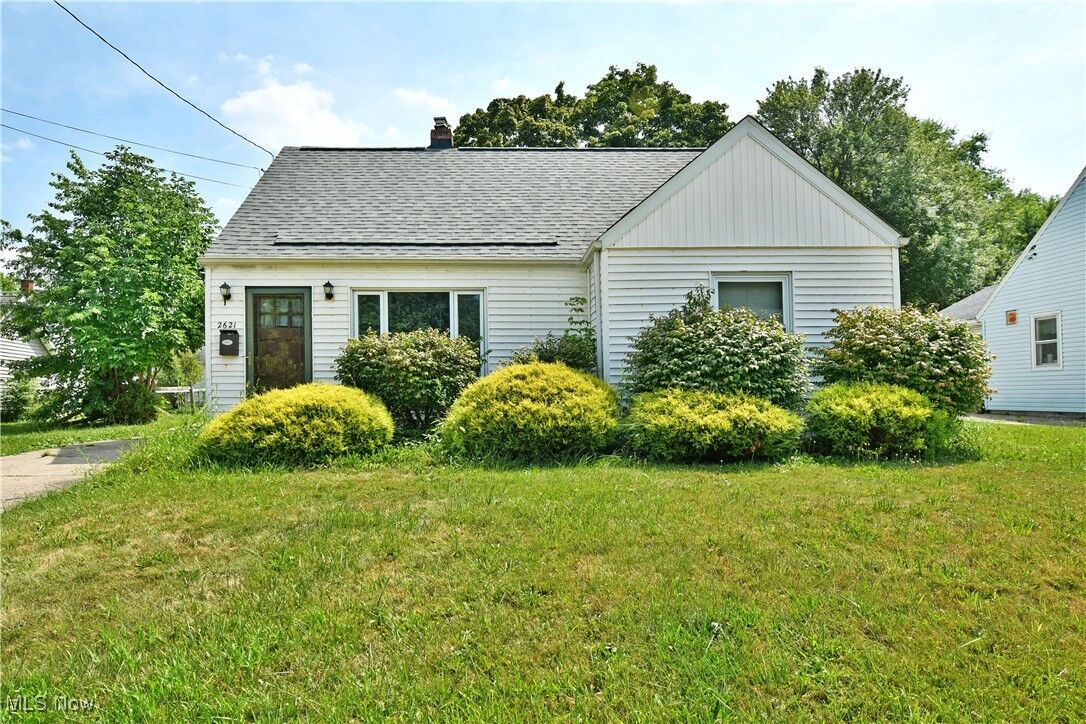 Property Photo: 2621 Austin Avenue OH 44509