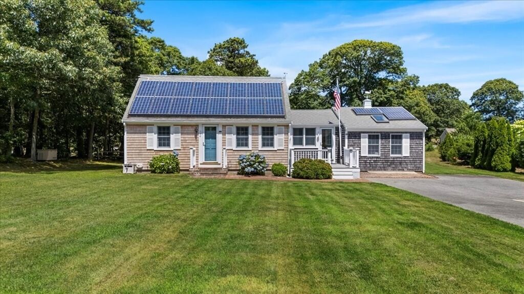 Property Photo:  100 Kingsbury Beach Rd  MA 02642 