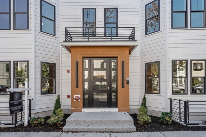 Property Photo: 527 East 7th Street 1 MA 02127