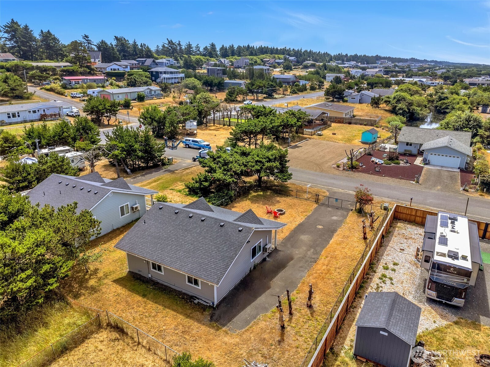 Property Photo: 805 338th Place WA 98640