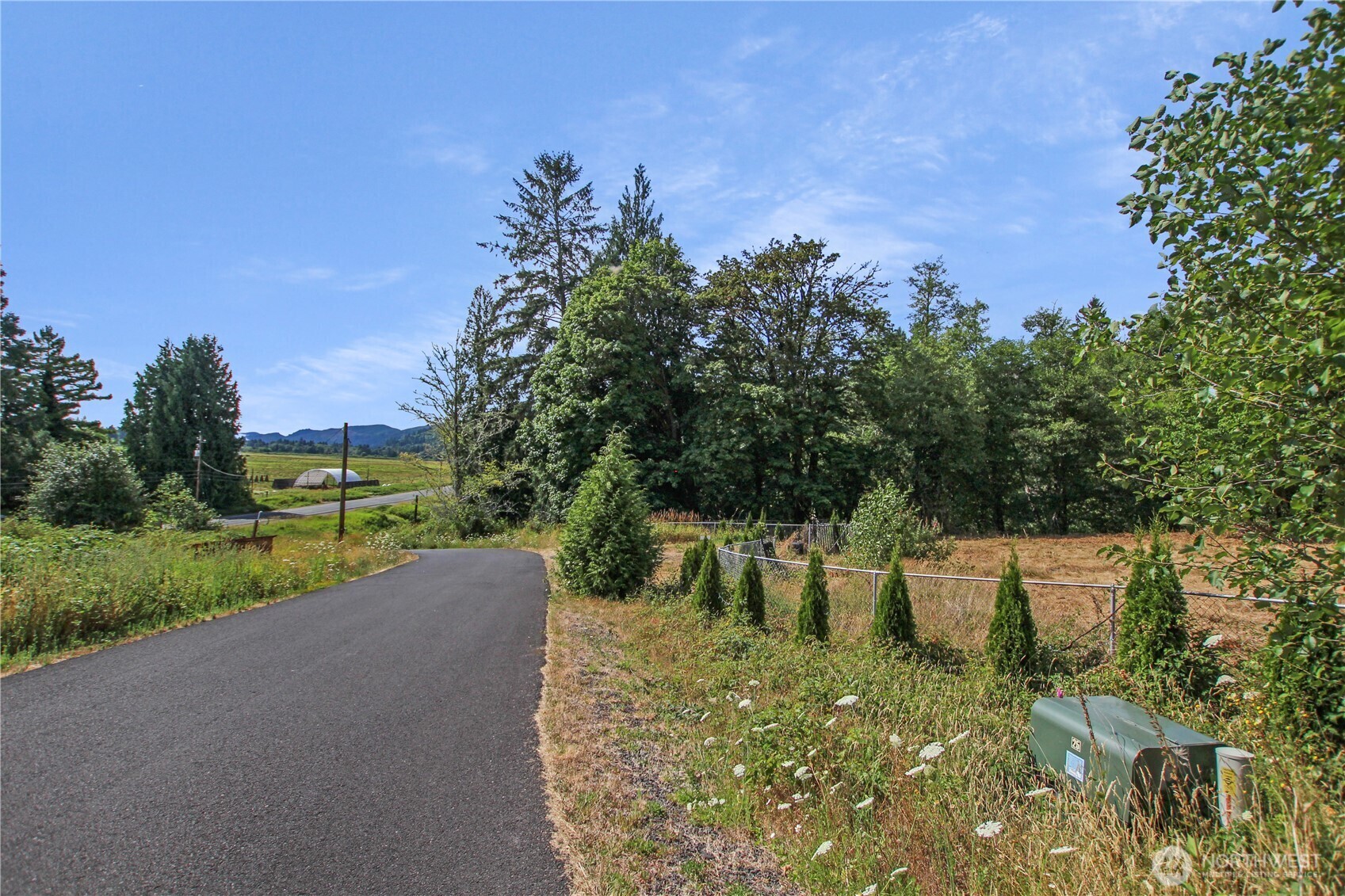 Property Photo: 7 Alger Creek Heights WA 98612
