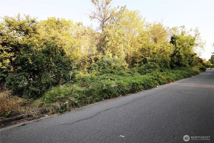 Property Photo:  6721  38th Avenue S  WA 98118 