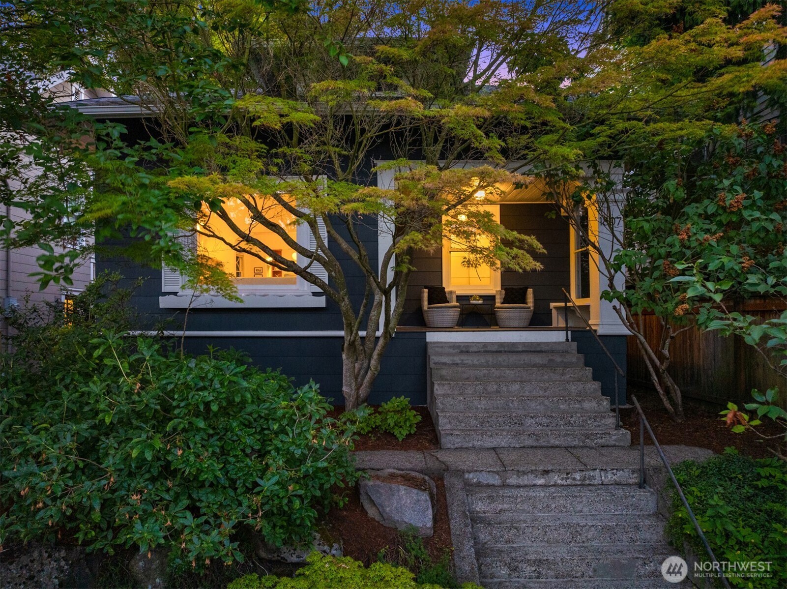 Property Photo: 1807 11th Avenue W WA 98119