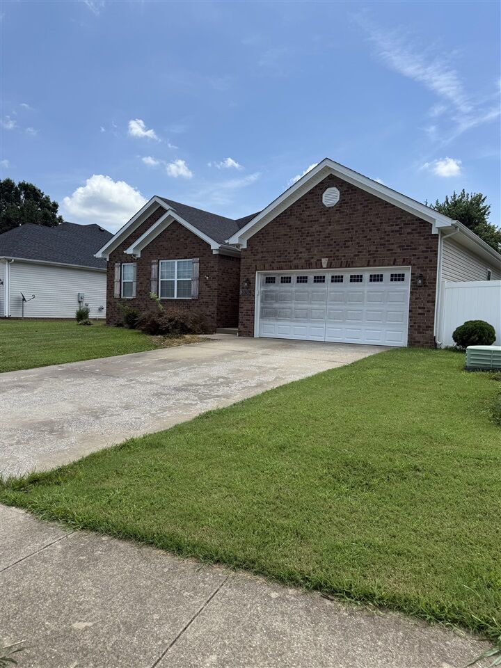 Property Photo: 3624 Woodbridge Lane KY 42104