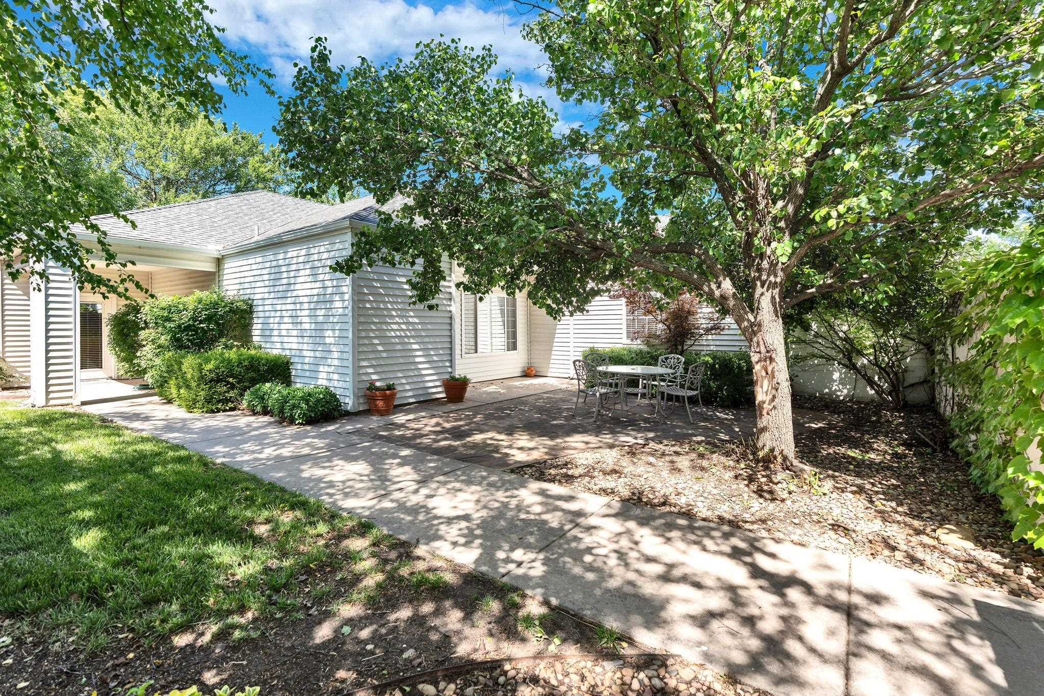 Property Photo: 12510 E Killarney St KS 67206