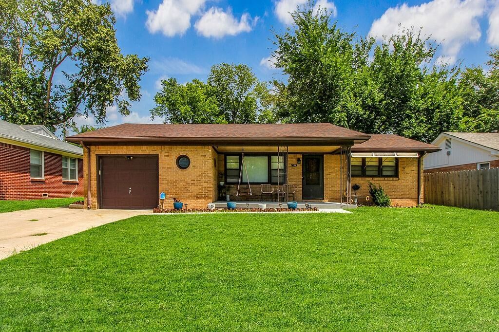 Property Photo: 732 N El Paso KS 67037