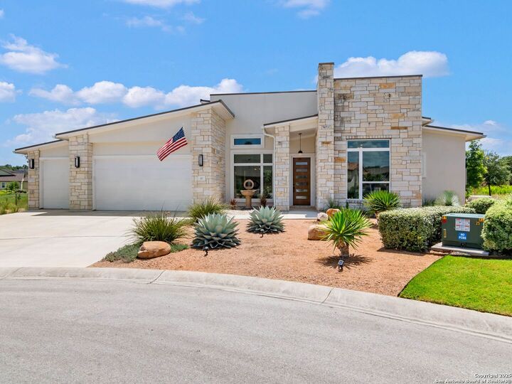 117 Balancing Laurel Dr.  San Marcos TX 78666 photo