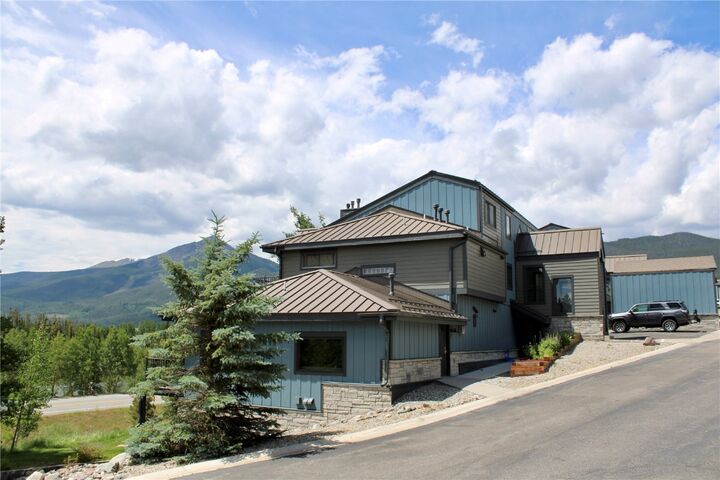 Property Photo:  1610 Lakeview Terrace A101  CO 80443 