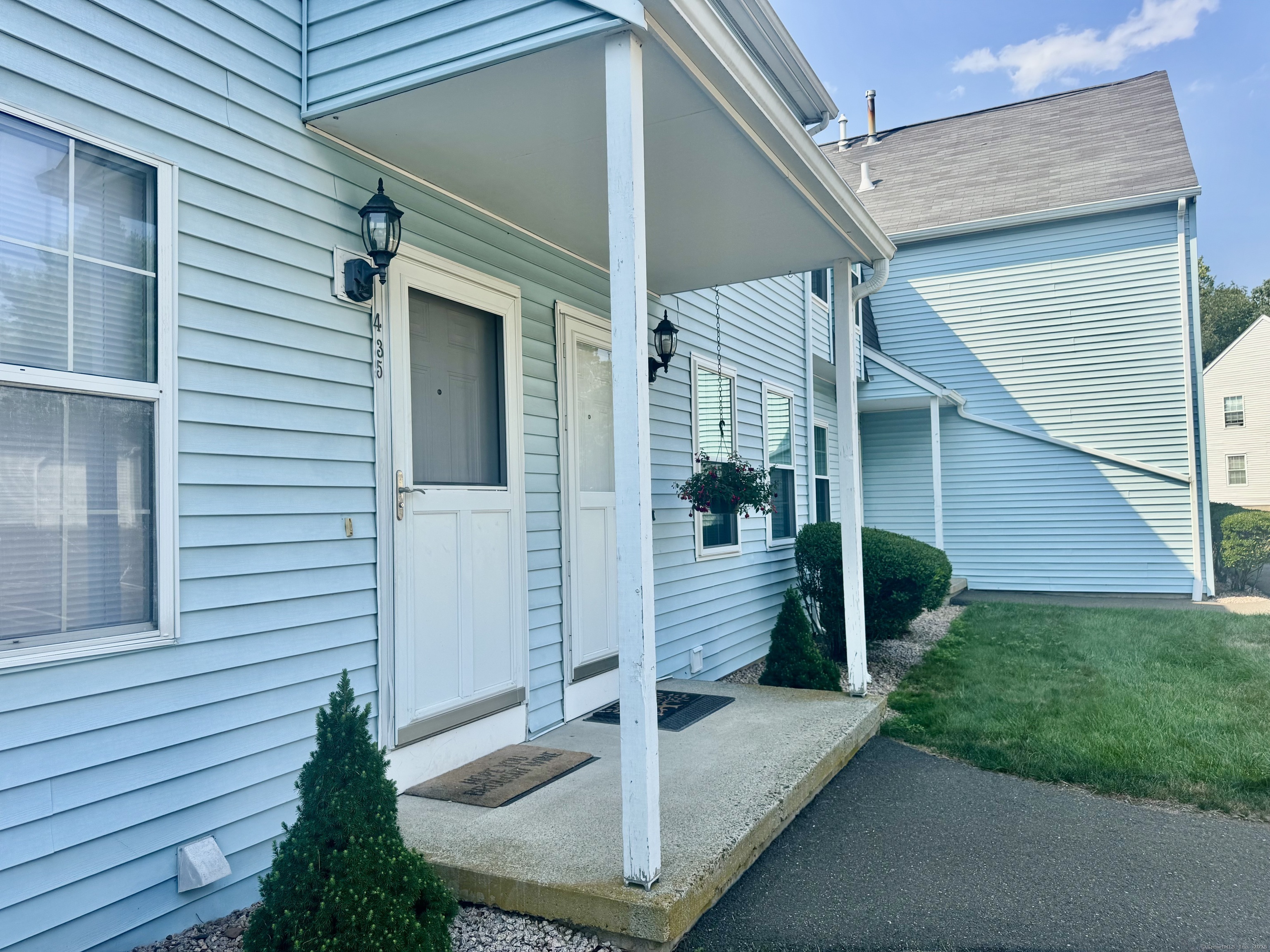 Property Photo:  229 Branford Road 435  CT 06471 