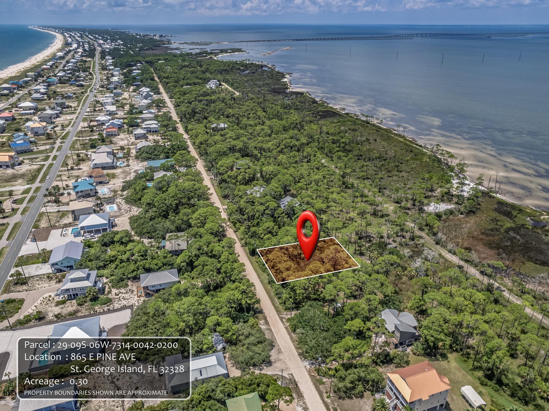 Property Photo: 865 E Pine Avenue FL 32328