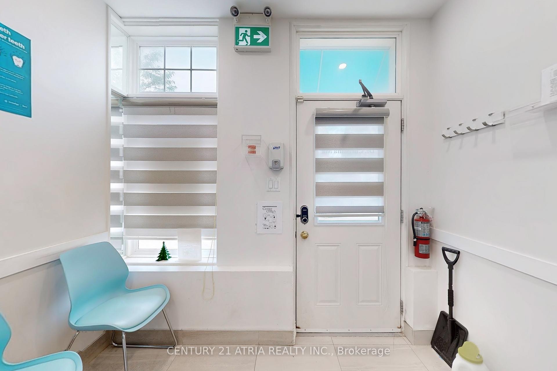 Property Photo: 17 Cathedral High Street ON L6C 0N9