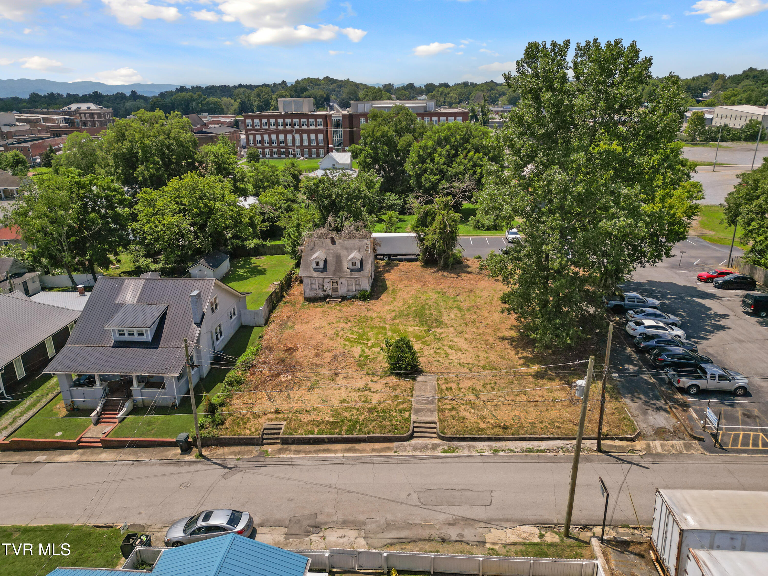 205 Hall Street  Greeneville TN 37745 photo