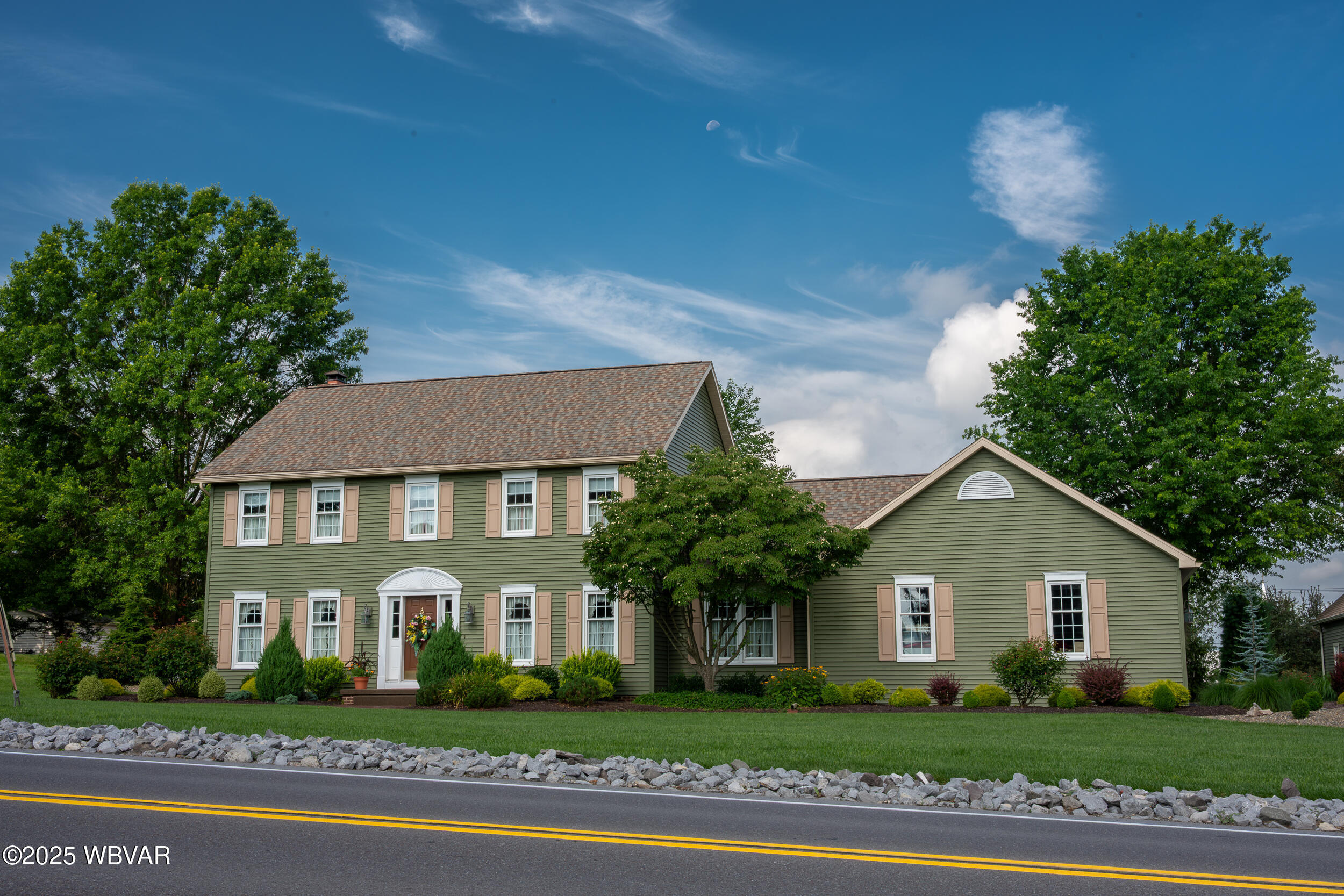 Property Photo: 606 S Main Street PA 17756
