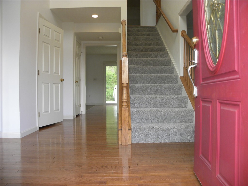 Property Photo: 1157 Camarta Dr PA 15227