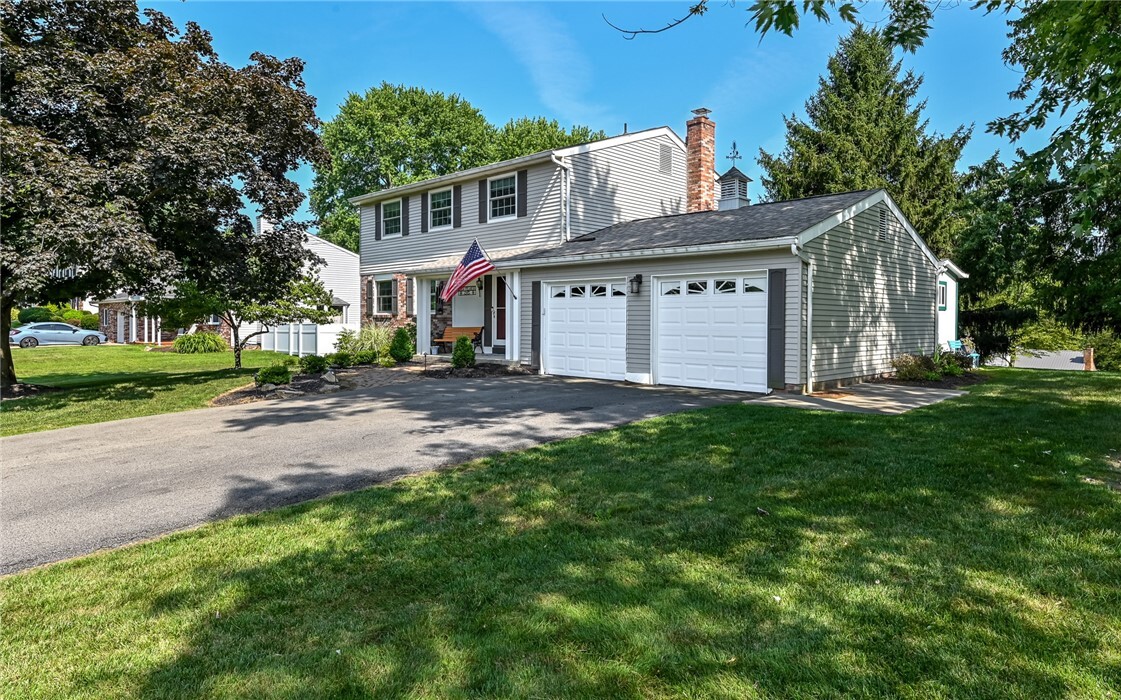 Property Photo: 1523 Mountainview Dr PA 15044