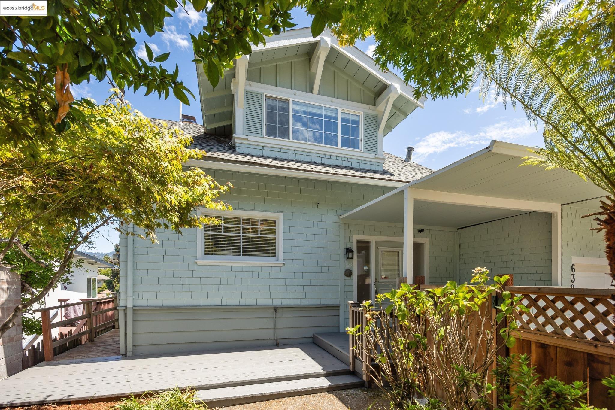 Property Photo: 632 Valle Vista Ave CA 94610