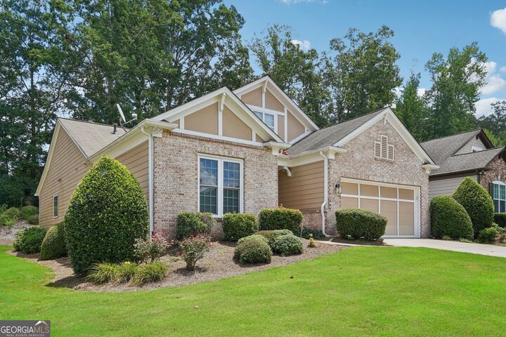 Property Photo:  5040 Duke Drive  GA 30040 