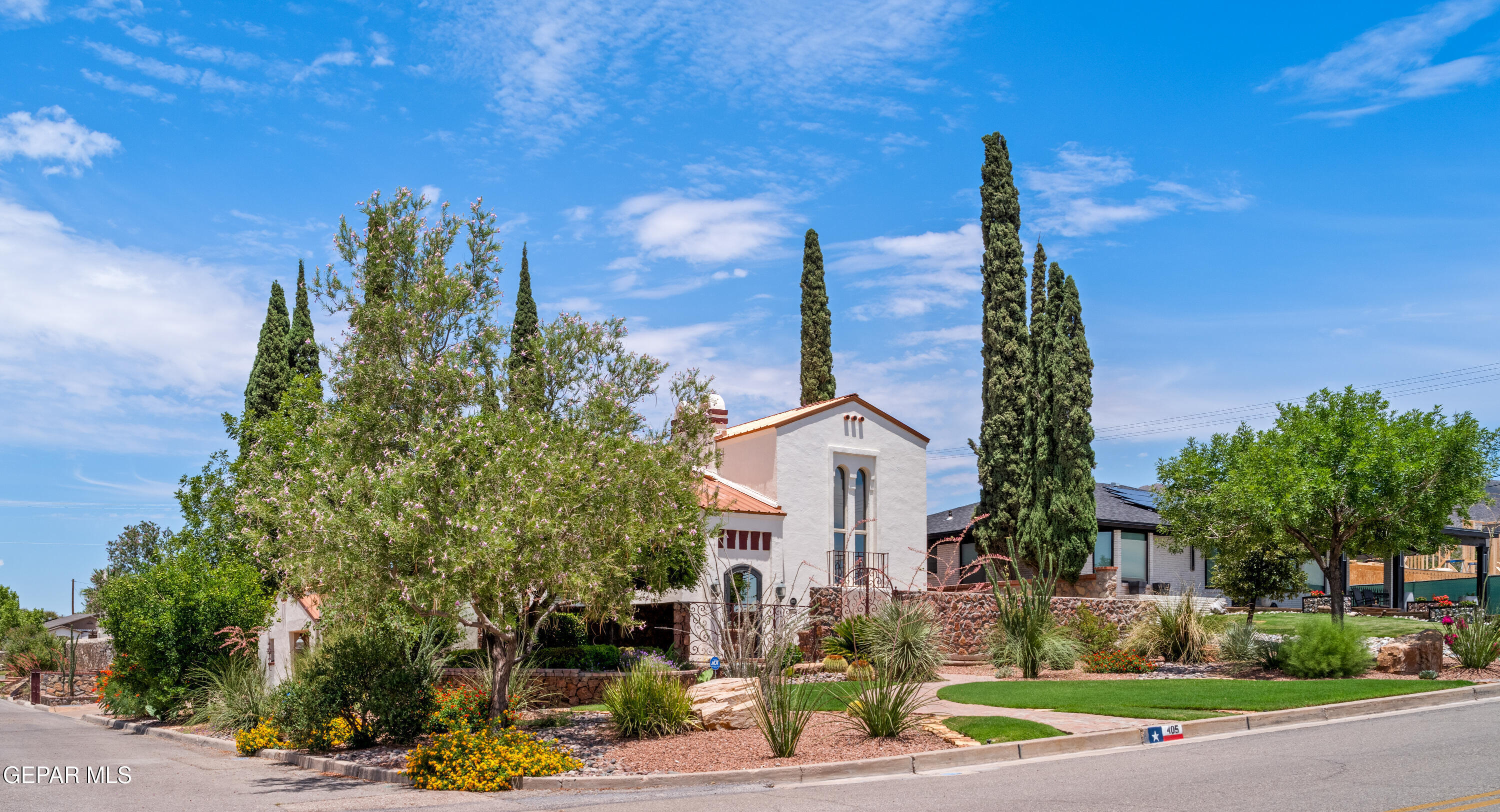 Property Photo:  405 Rim Road  TX 79902 