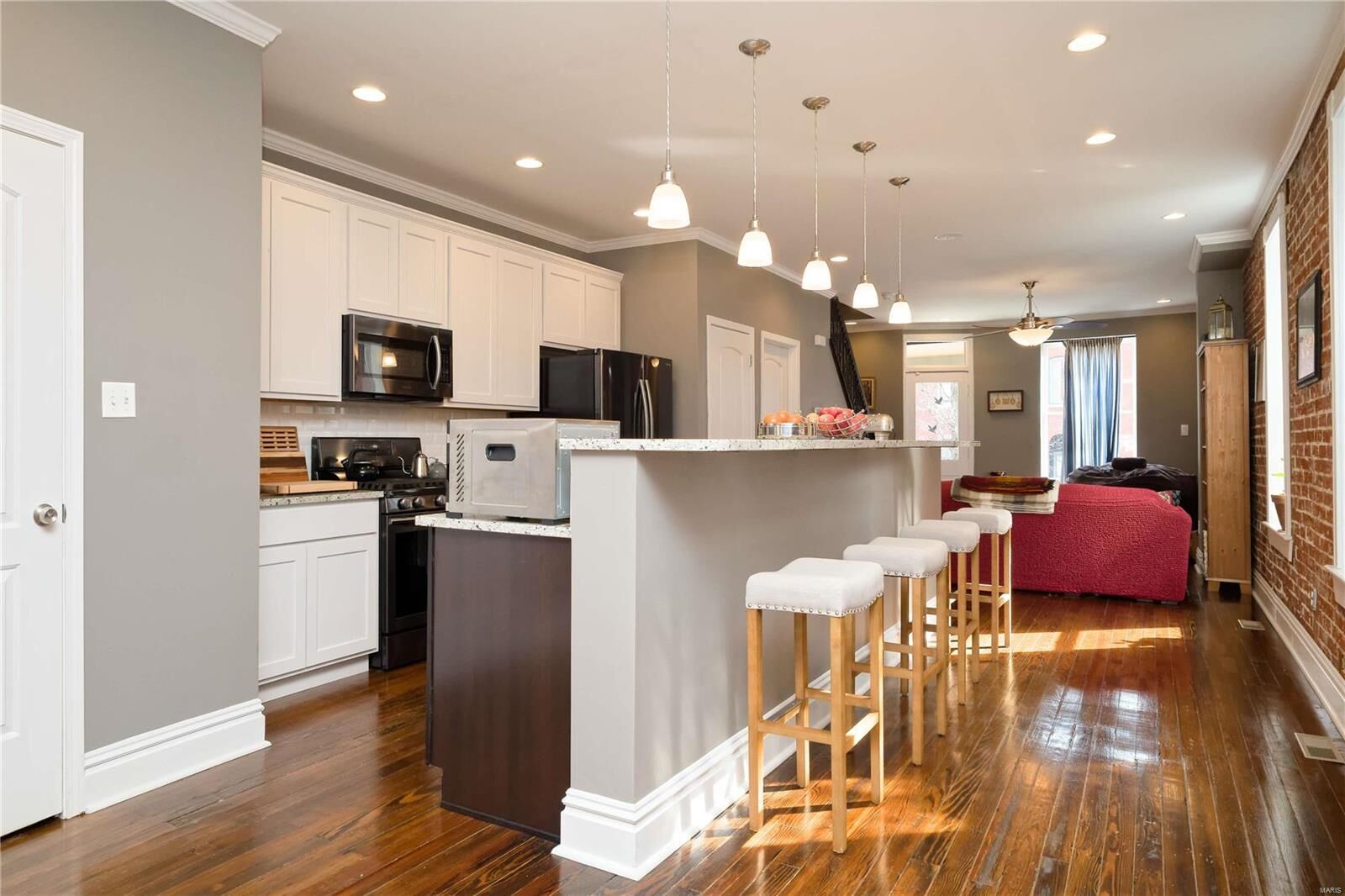 Property Photo: 2341 S 11th Street MO 63104