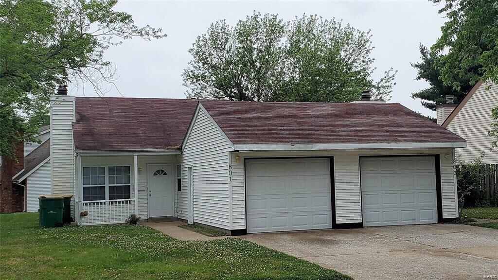 Property Photo: 801 N Cherry Street IL 62269
