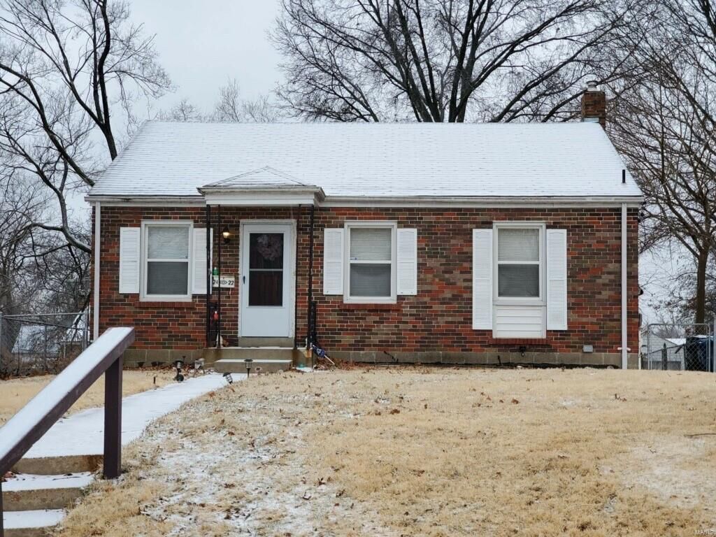 Property Photo:  2422 McLaran Avenue  MO 63136 