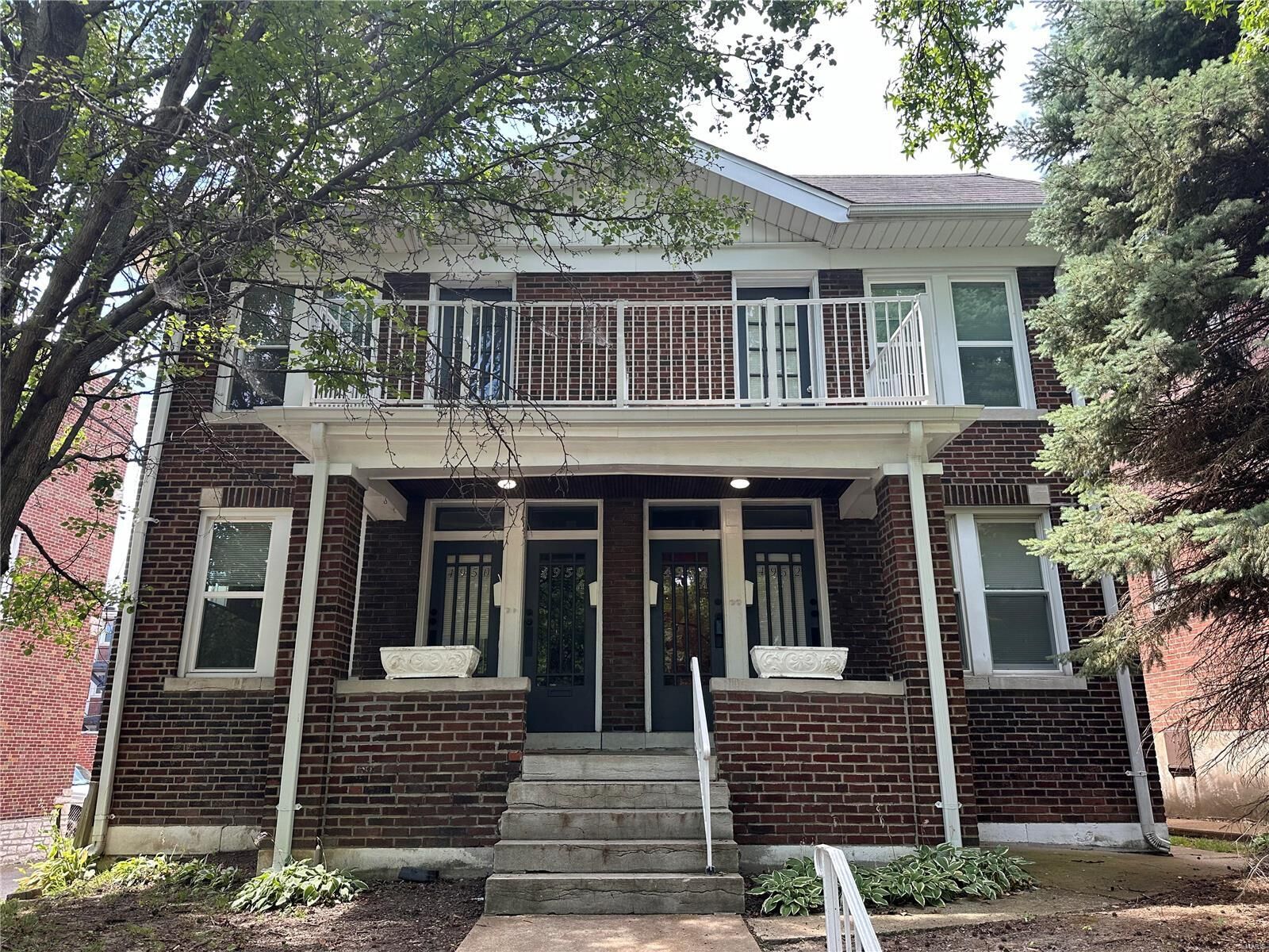 Property Photo: 4950 Lindenwood Avenue A MO 63109