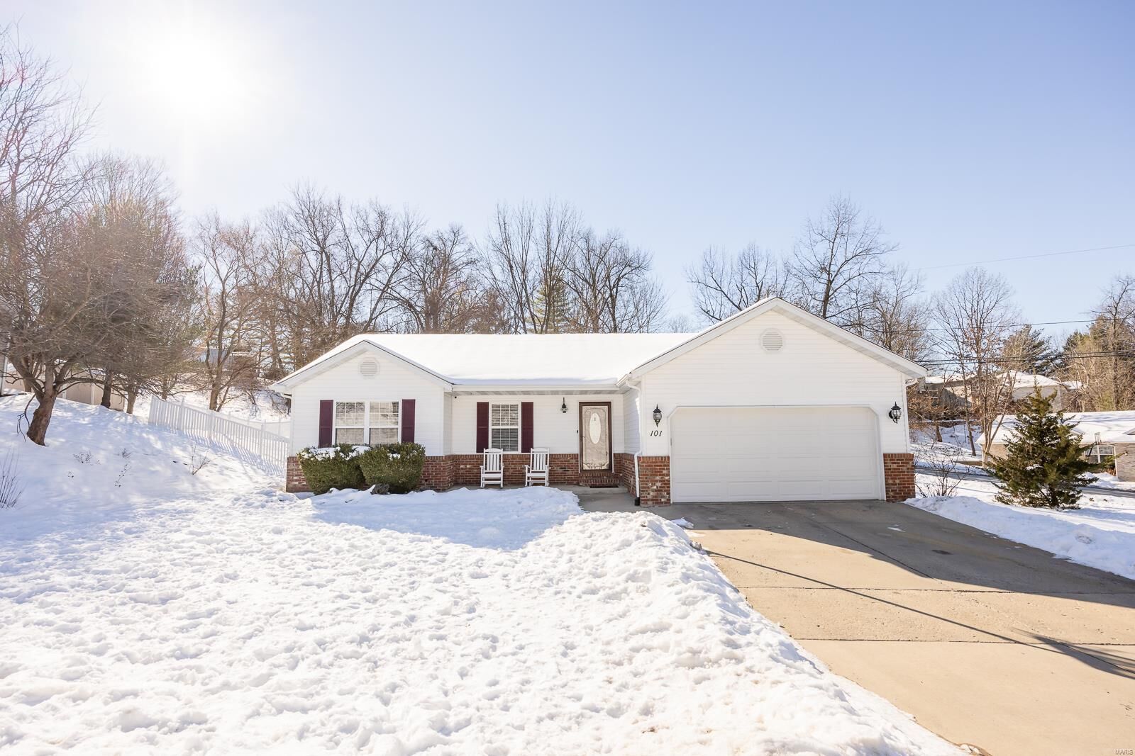 Property Photo: 101 Barnett Drive IL 62025