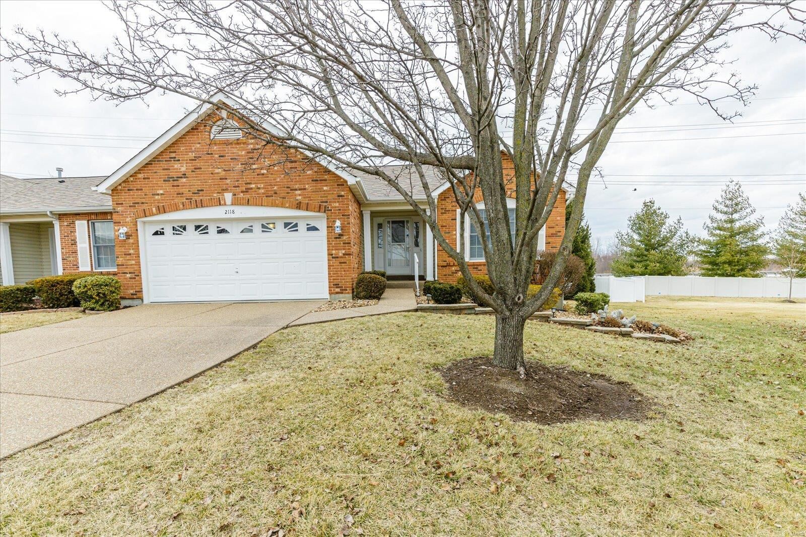 Property Photo: 2118 Farnsworth Drive D MO 63368