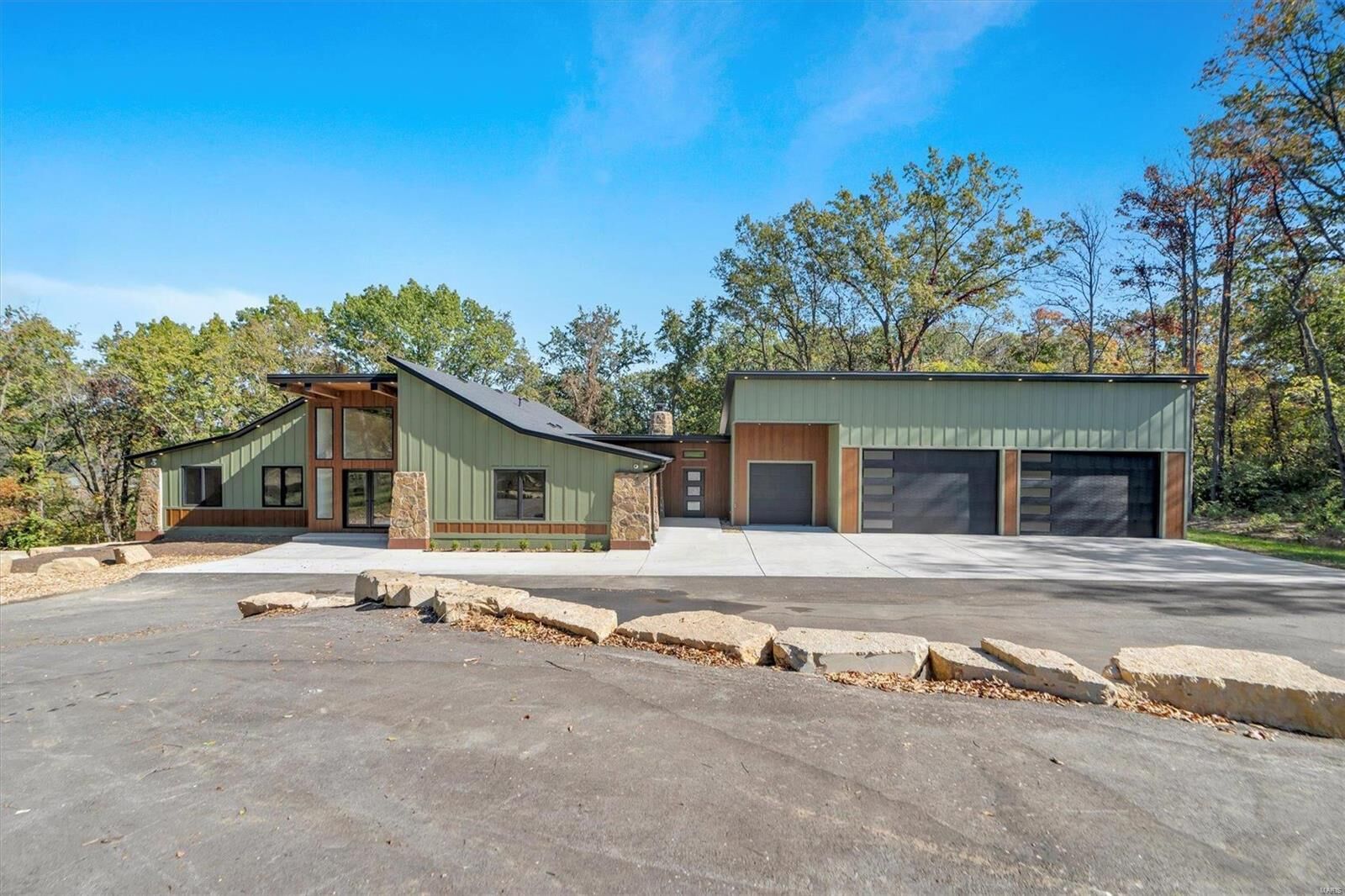 Property Photo:  4748 Chapel Hill Drive  MO 63128 