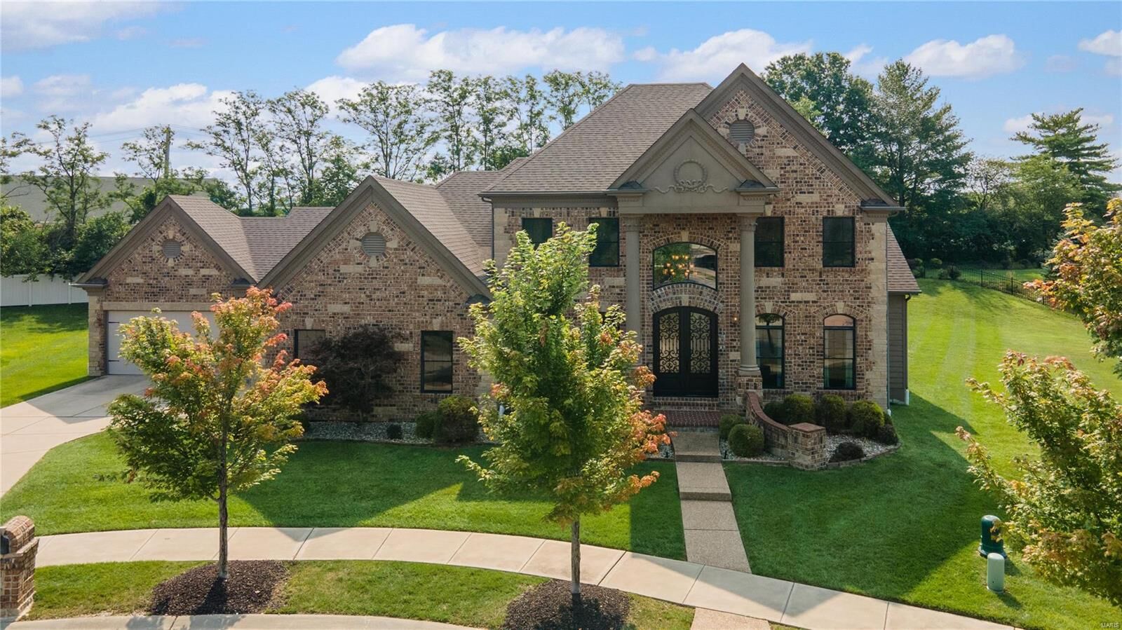 Property Photo:  162 Kode Manors Court  MO 63040