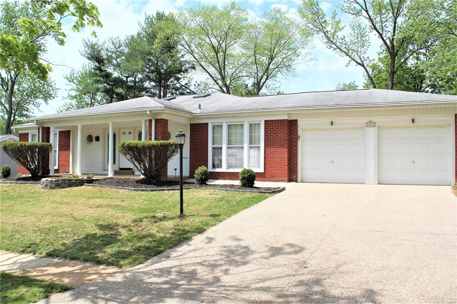 Property Photo:  1911 Pickfair  MO 63146 