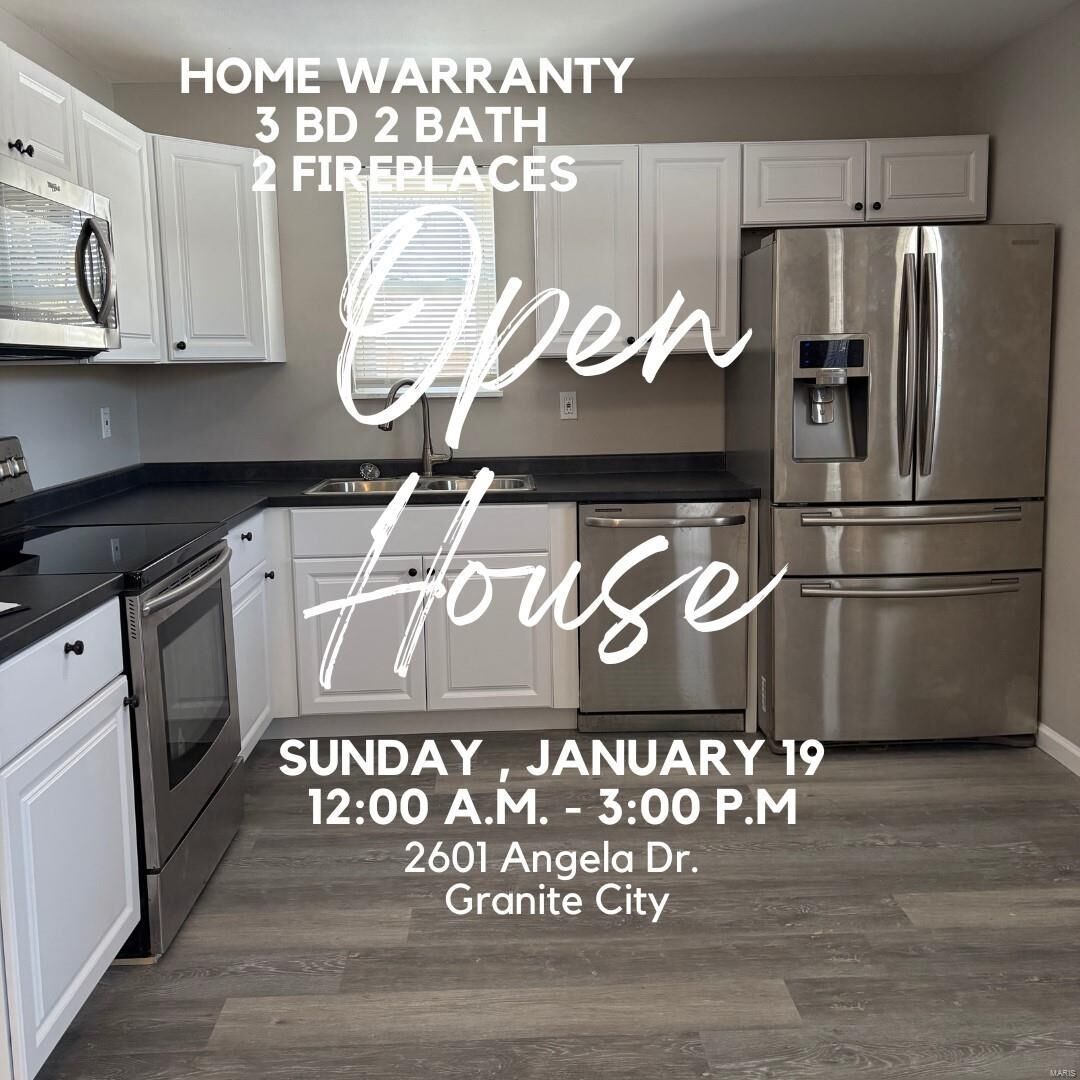 Property Photo:  2601 Angela Dr  IL 62040